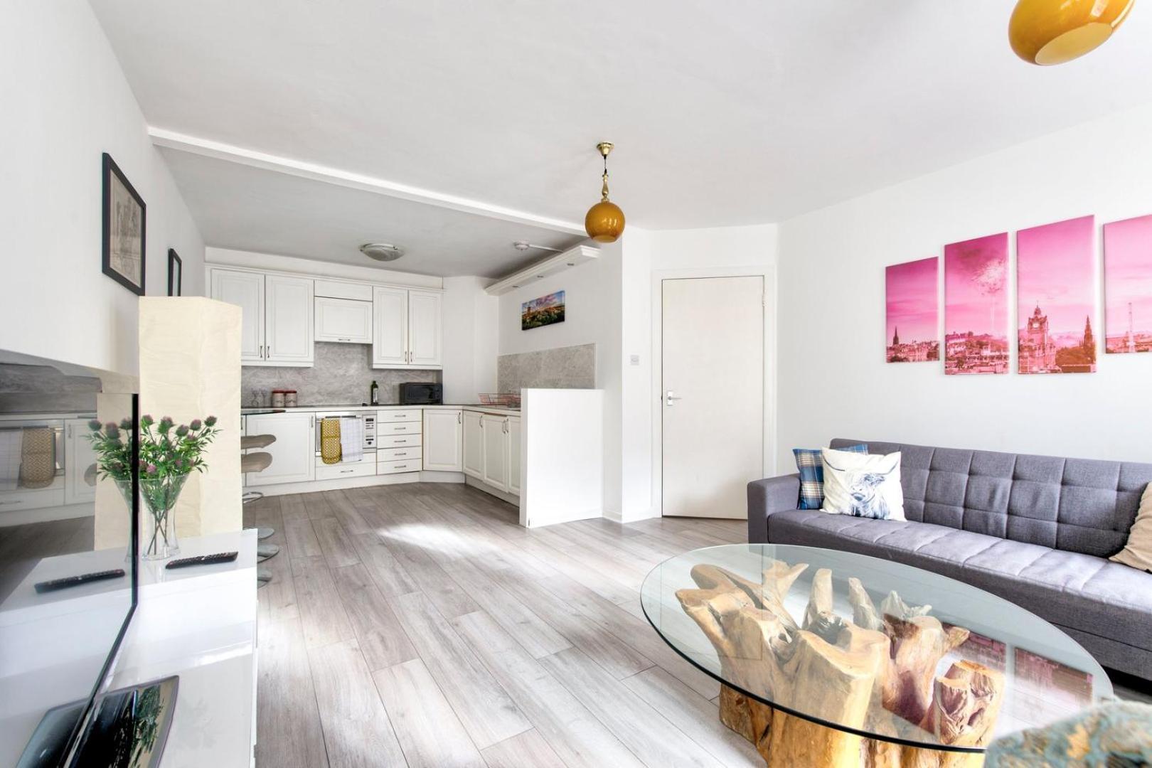 Guestready - Bright & Airy 1Br Flat In Center Leilighet Edinburgh Eksteriør bilde